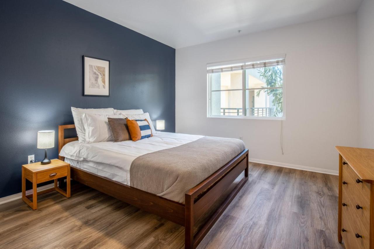 Hollywood 2br W Gym Pool Spa Nr Sunset Blvd Lax-202 Apartment *